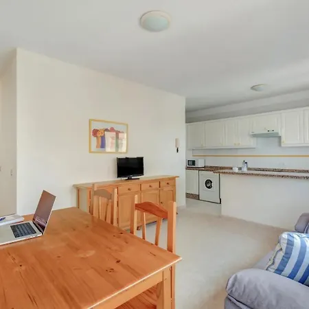 Urban Space 3: 75m² De Vida شقة *